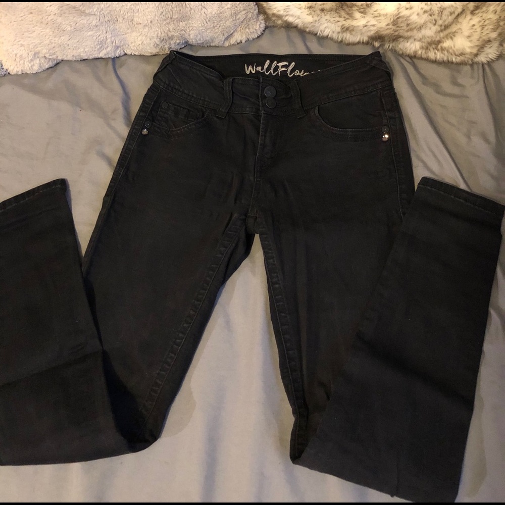 Wallflower Skinny Jeans